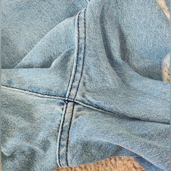 Distressed Long Baggy Jeans - Trendy Urban Streetwear - Picture 7 of 10